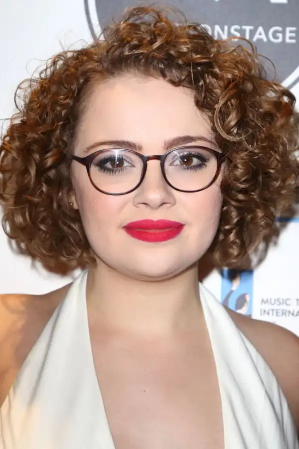 Image of Carrie Hope Fletcher